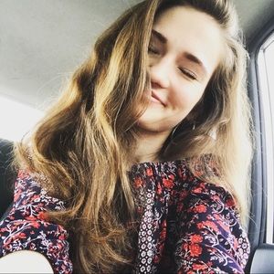 Meet your Posher, Abby